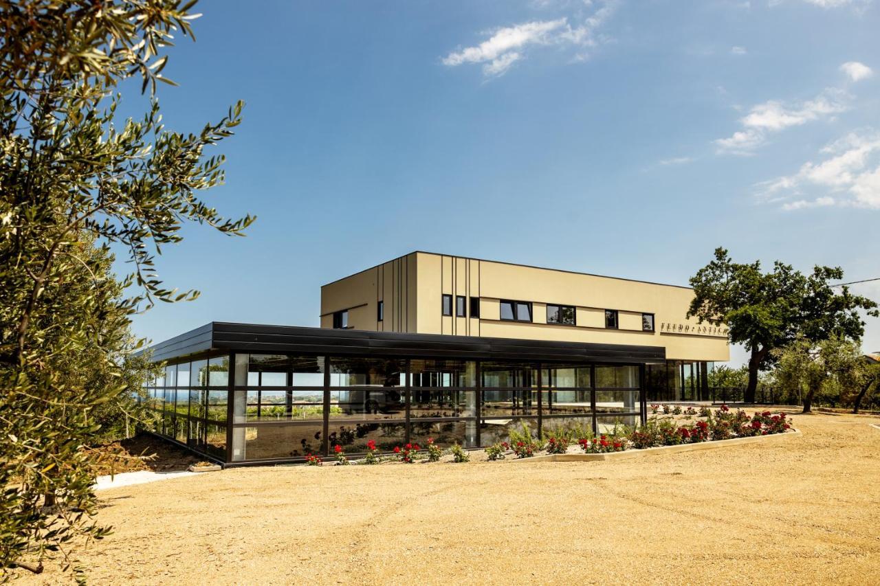 Feudo Antico Bed & Breakfast Tollo Exterior photo